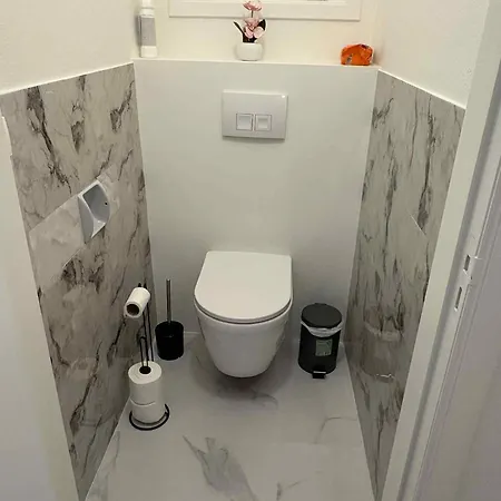 Iveta's Palace Apartamento Ostende